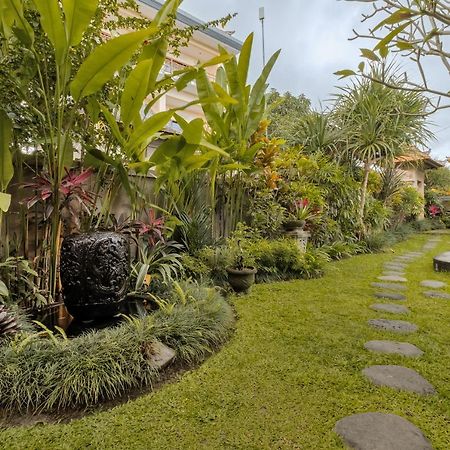 Appartement Gora House Bali à Ubud Extérieur photo